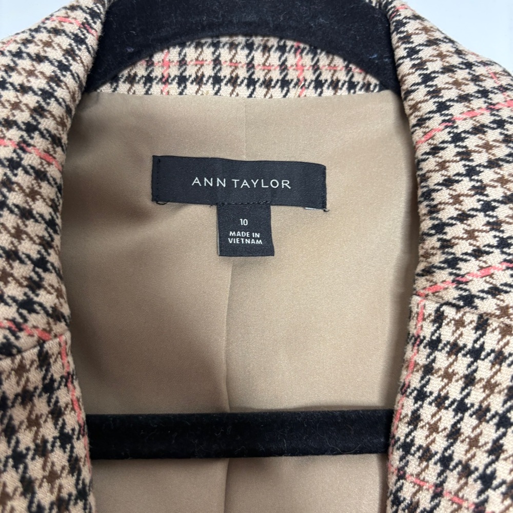 Ann Taylor The Hutton Blazer In Check Houndstooth Modern Neutral Beige Size 10 - Picture 6 of 11